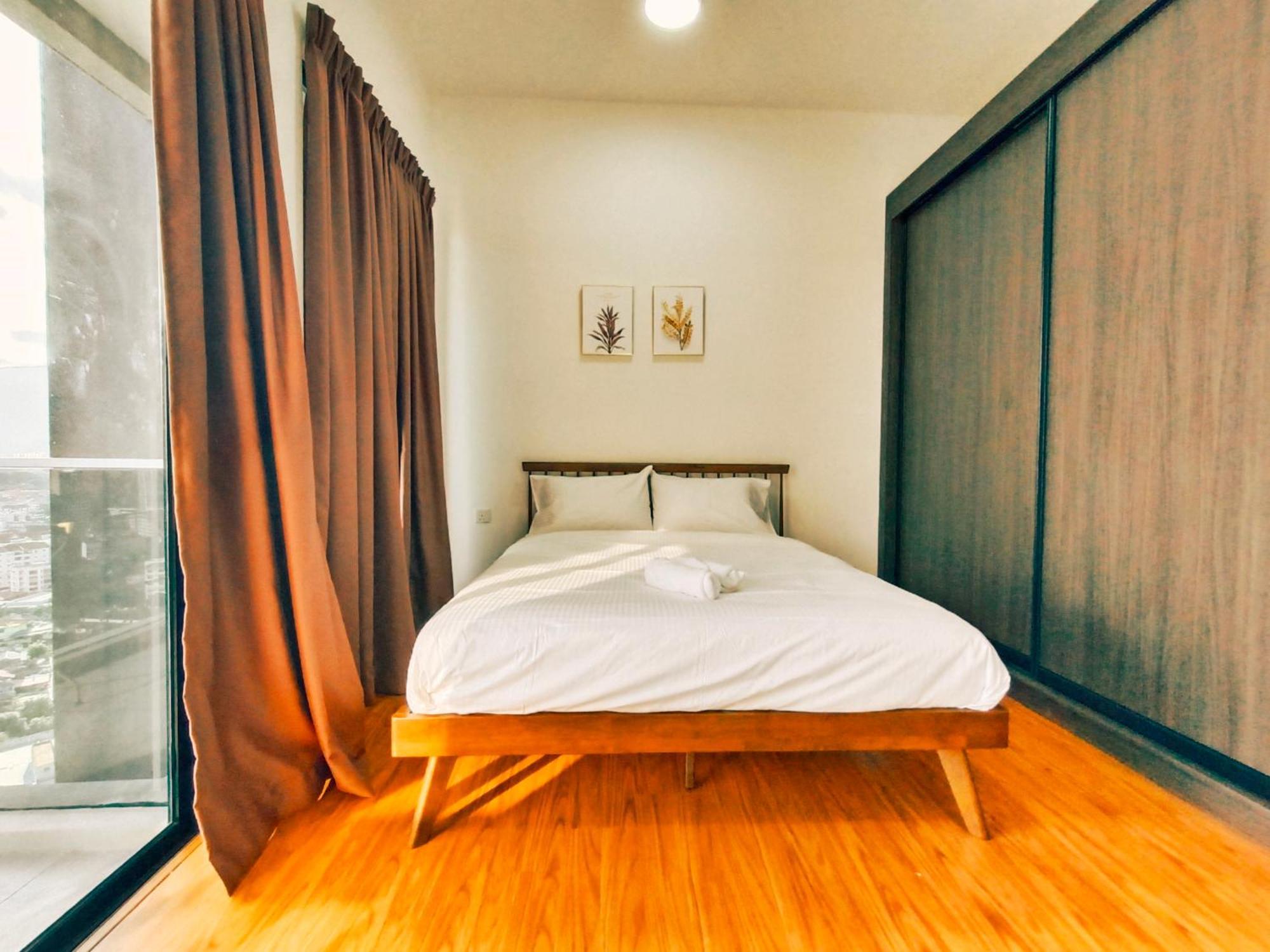 New Georgetown Instagramable 2Br Homestay For 10Pax 无敌美景两房民宿 Beacon Executive Suite 外观 照片